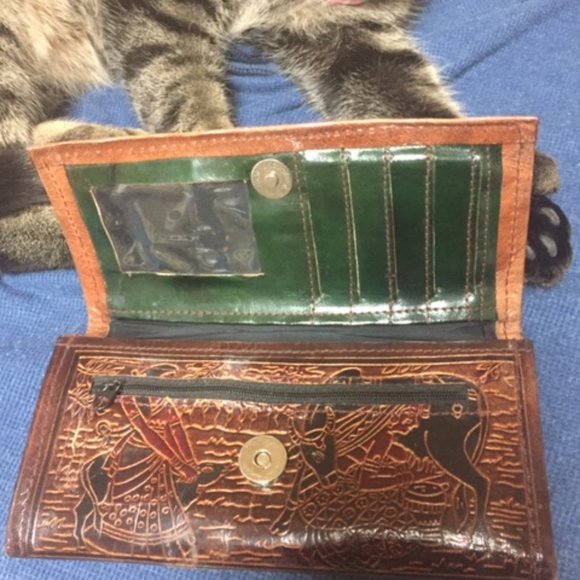 East Indian Leather Wallet/Clutch Bag - Picture 4 of 4